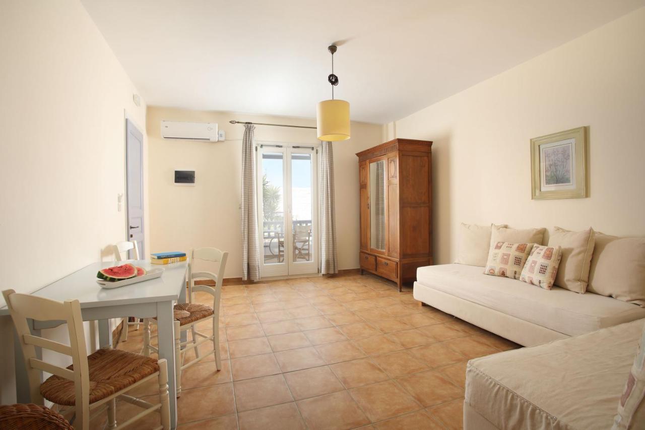 Aeolos Hotel Koufonisia Bagian luar foto